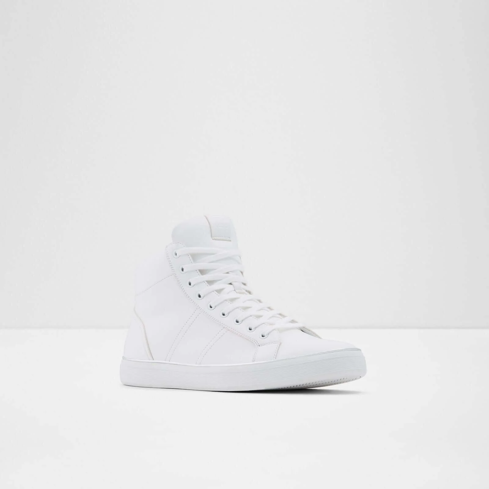 Aiden - Image 5