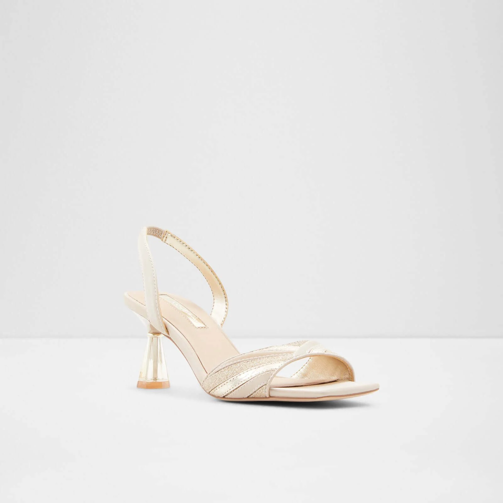 Alinia - Image 5