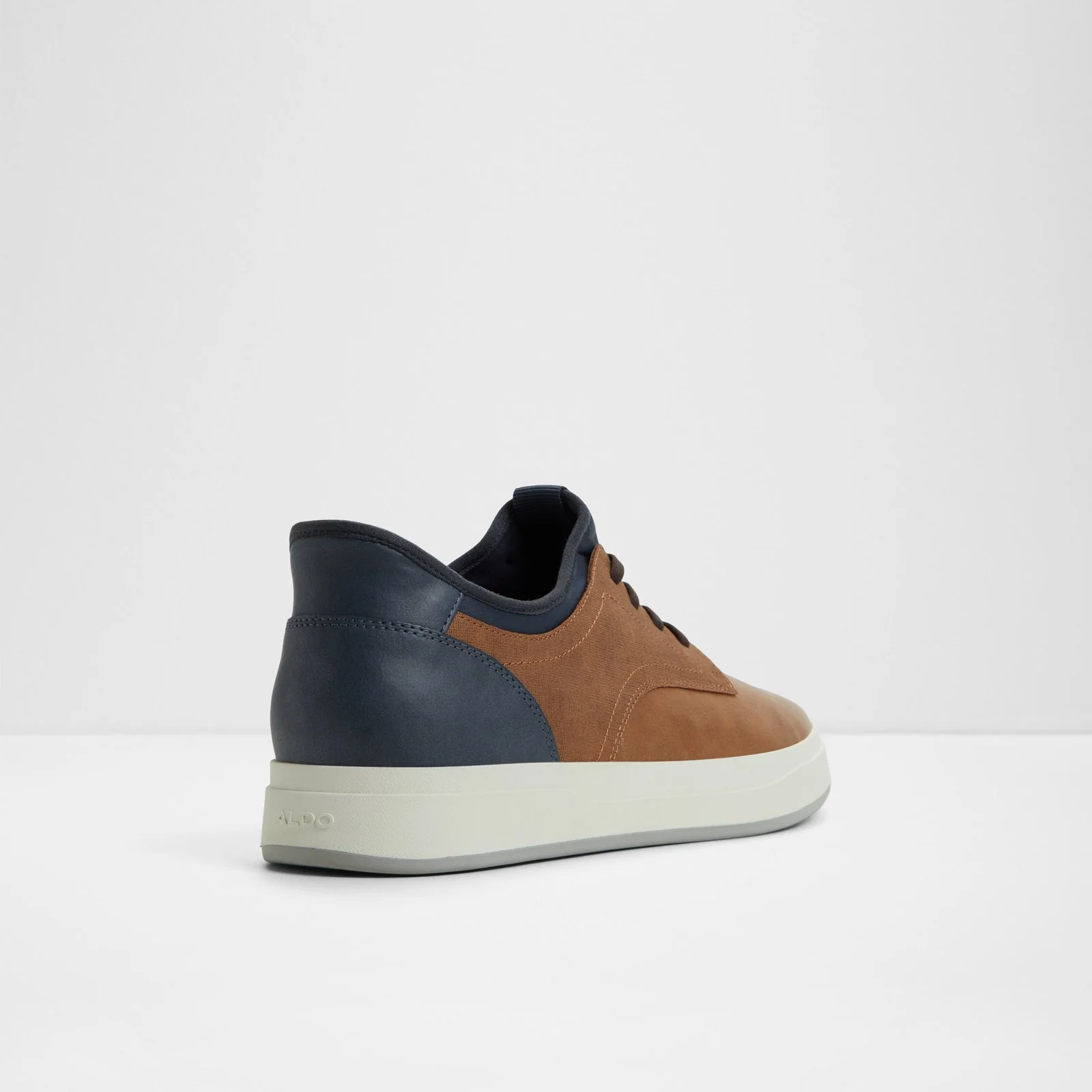 Arden - Image 3