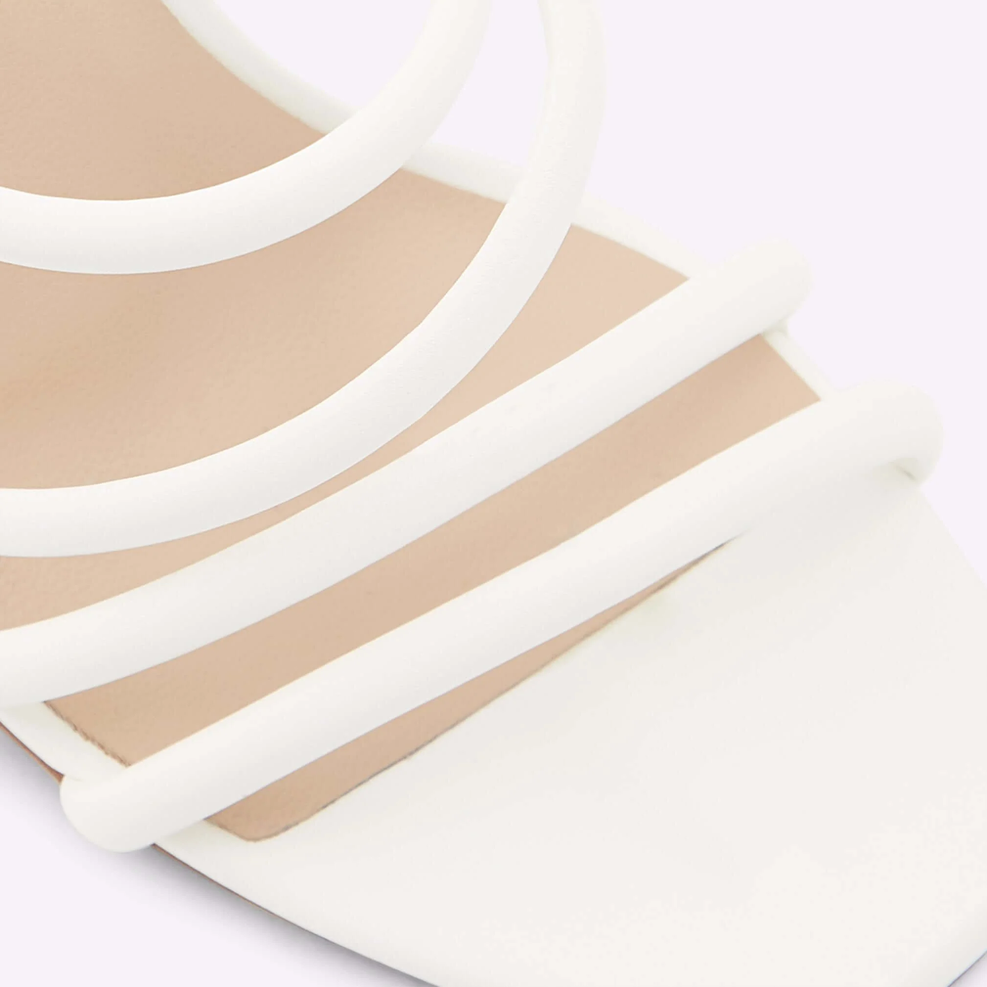 Arianna - Image 7