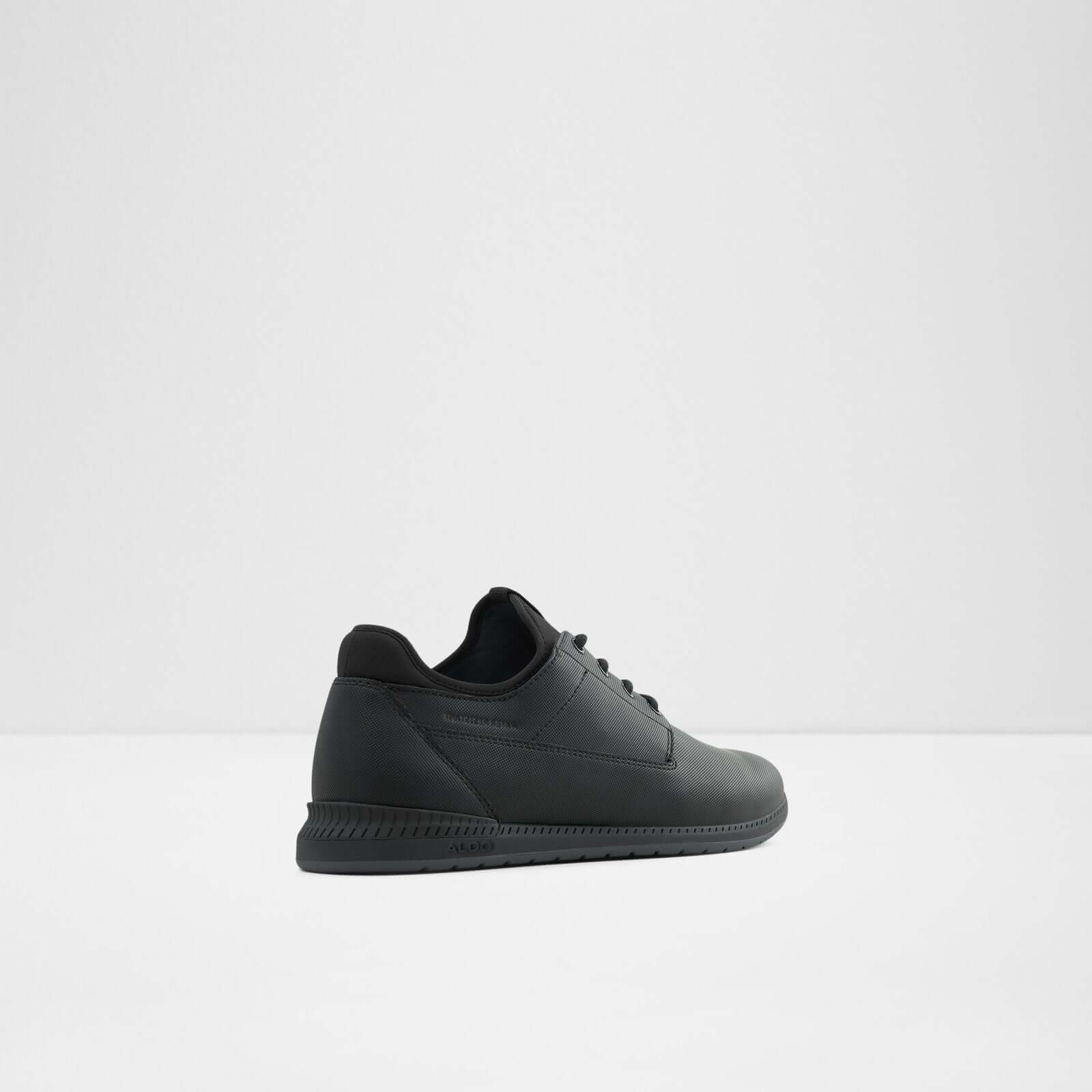 Bluffers - Image 3