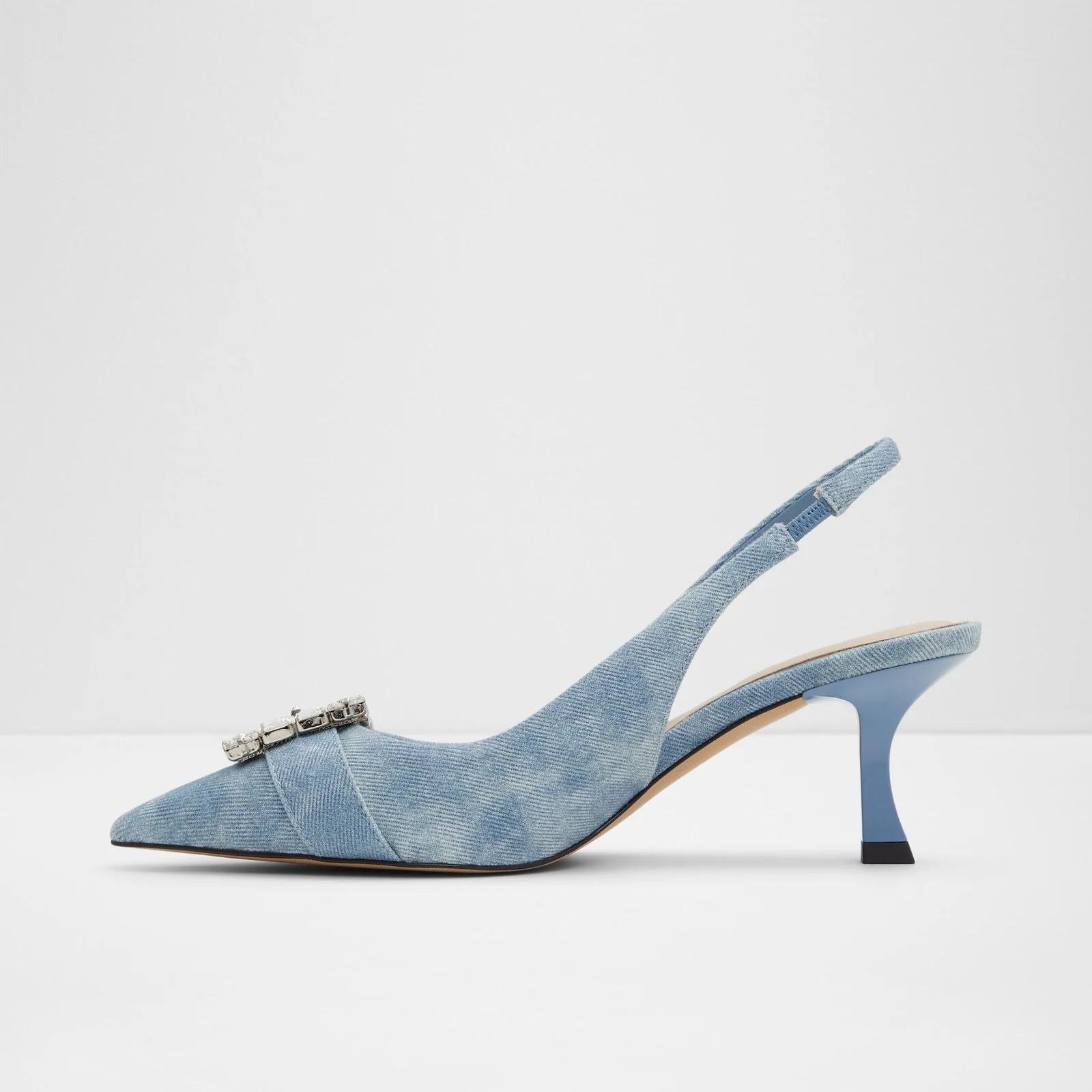 Carlita - Image 4