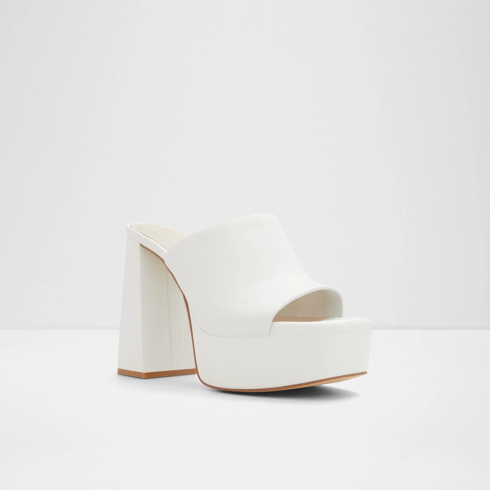 Cassey - Image 5
