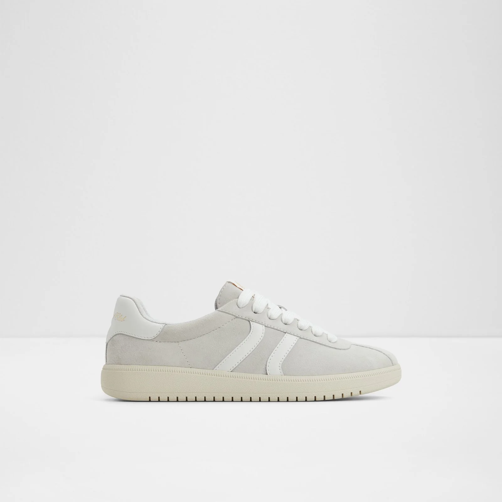 Chicsneaker - Image 2