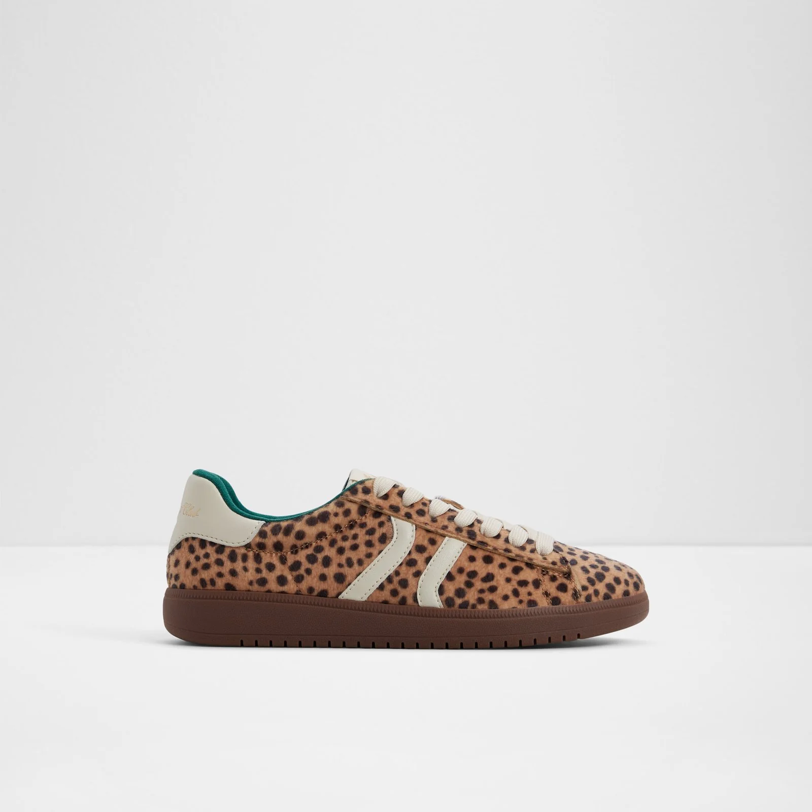 Chicsneaker2 - Image 2