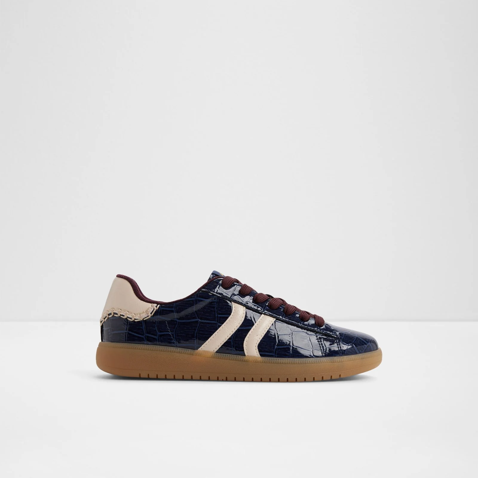 Chicsneaker2 - Image 2