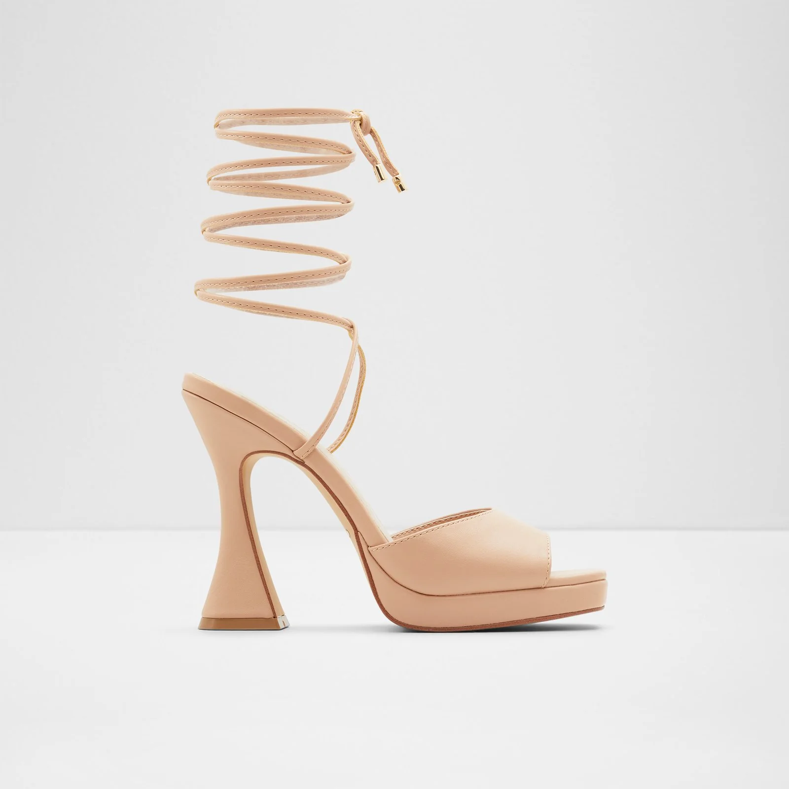 Daphnee - Image 2