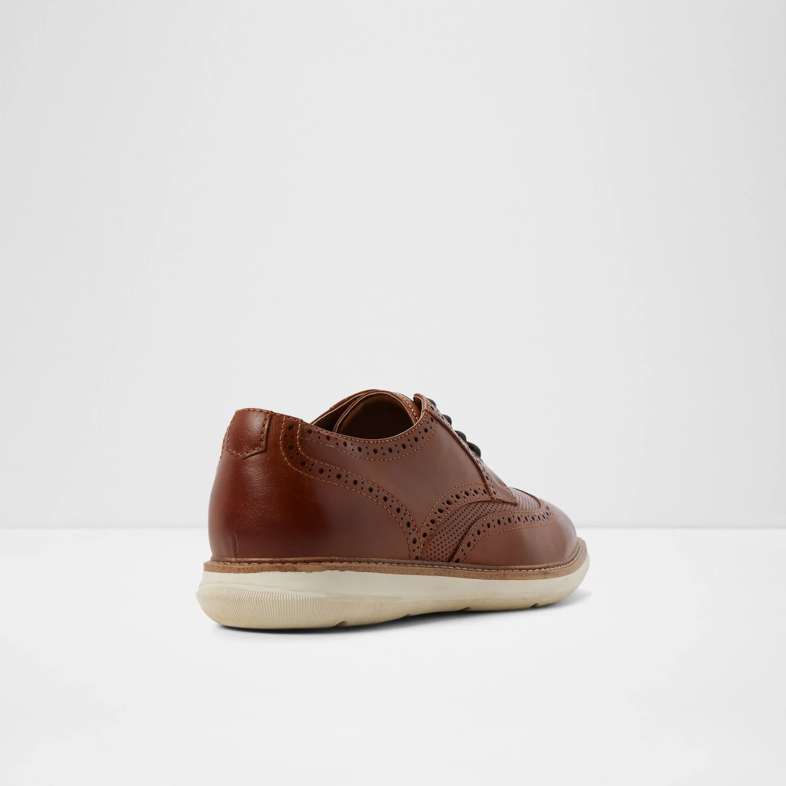 Dominik - Image 3