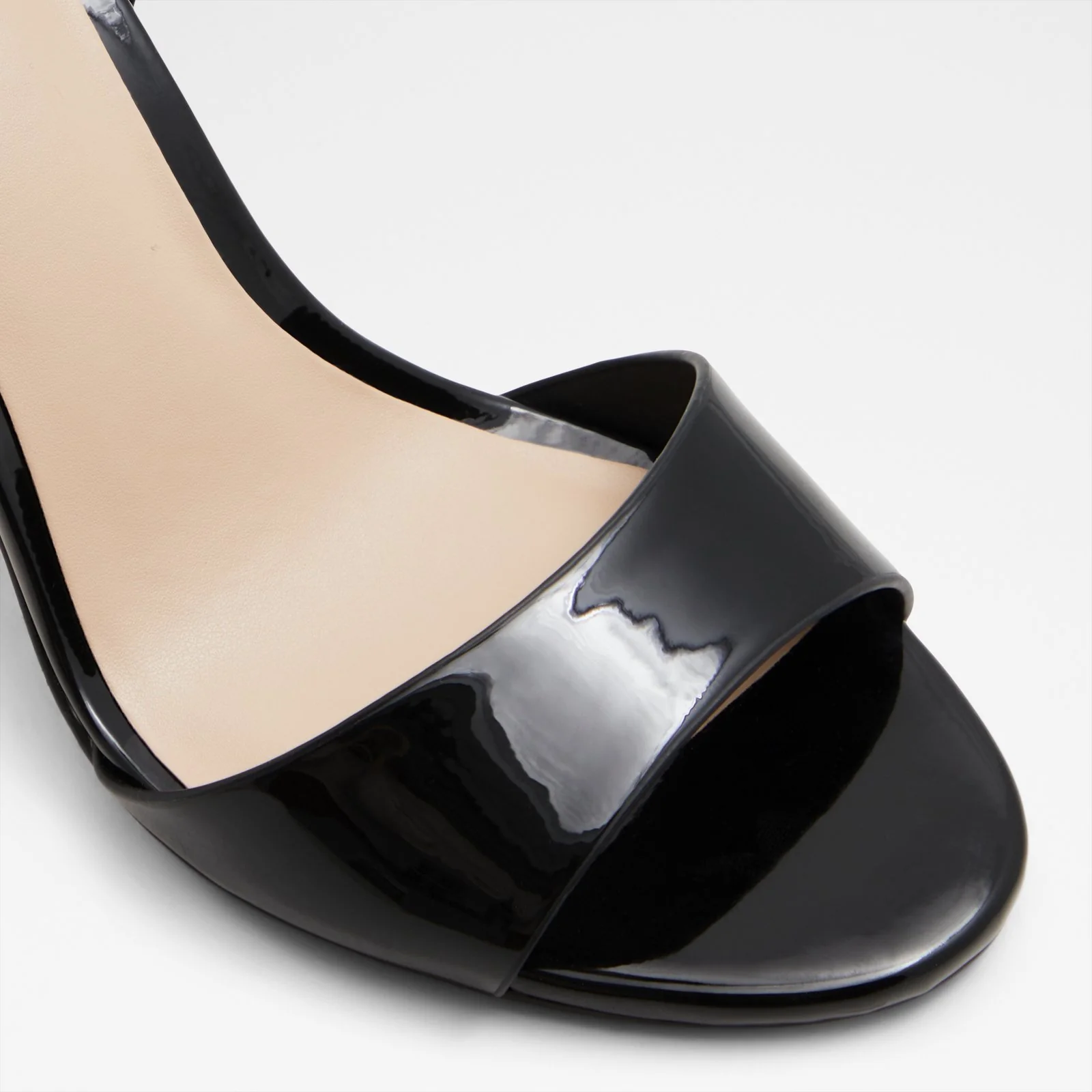 Dyanne - Image 6