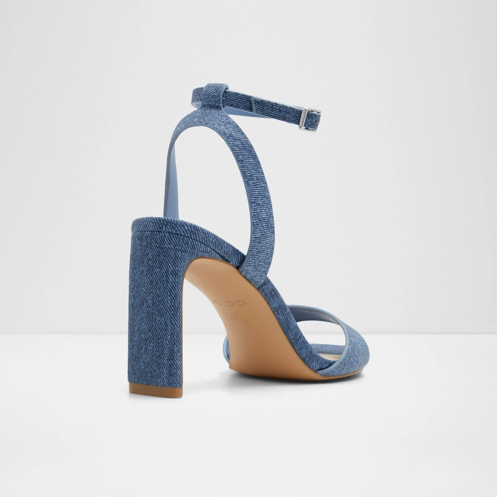 Dyanne - Image 3
