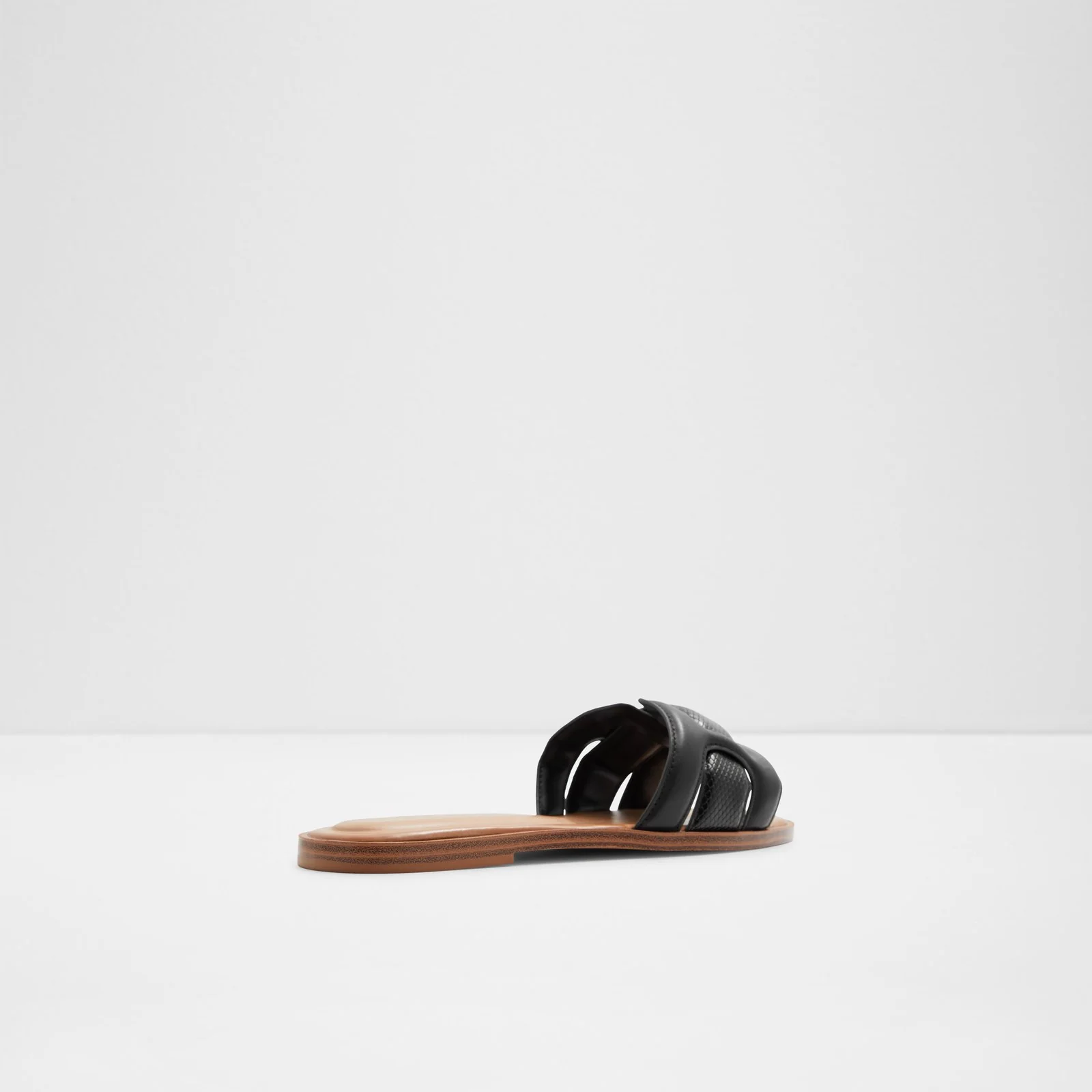 Elenaa - Image 4