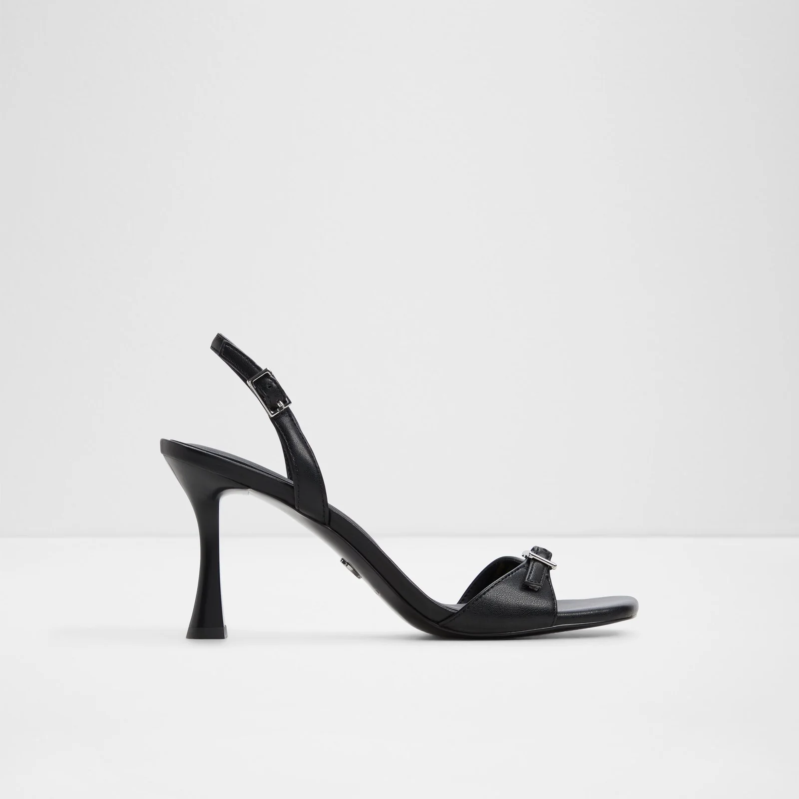 Farlie - Image 2