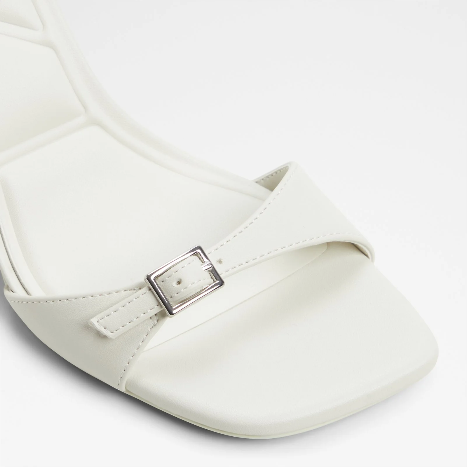 Farlie - Image 6