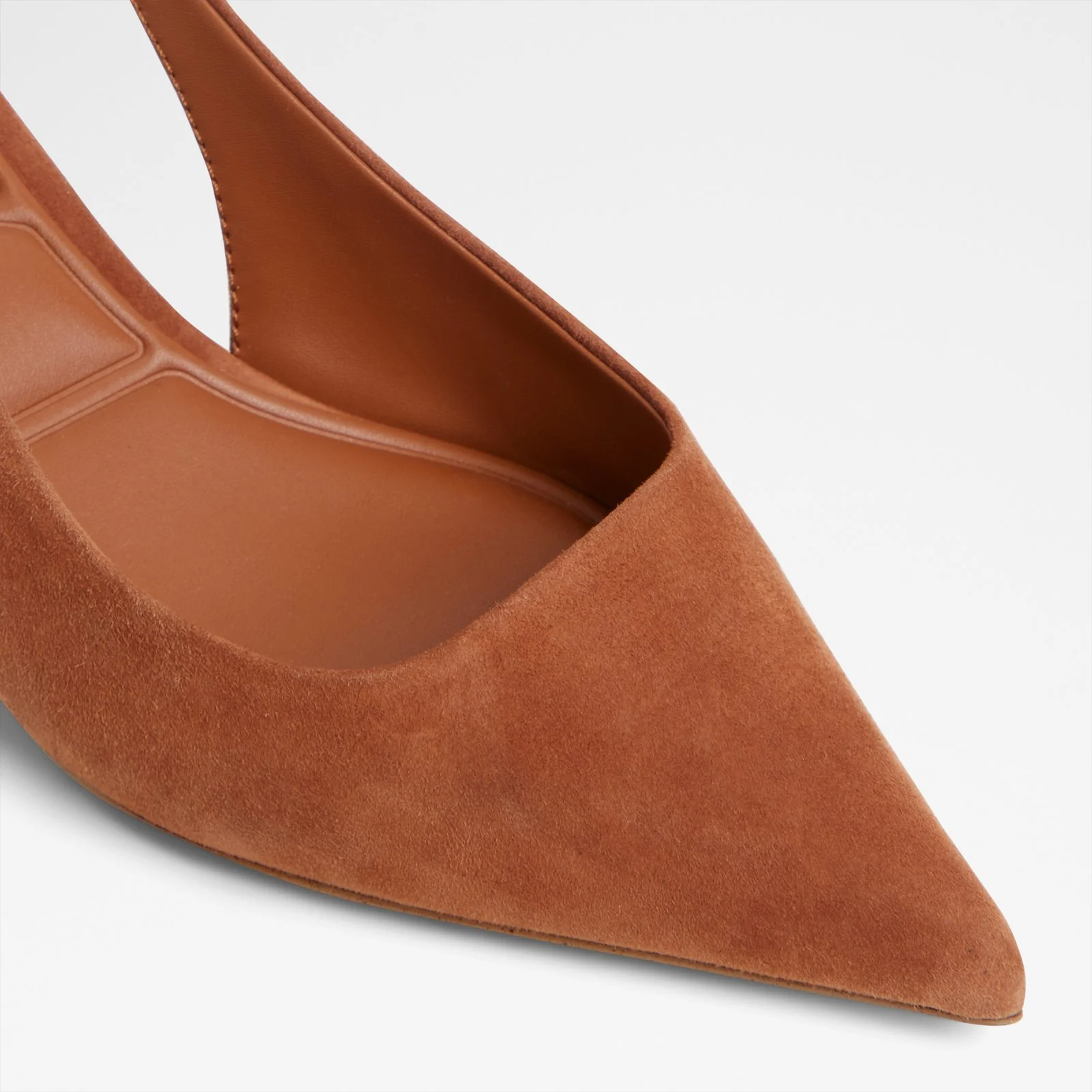 Leane - Image 6