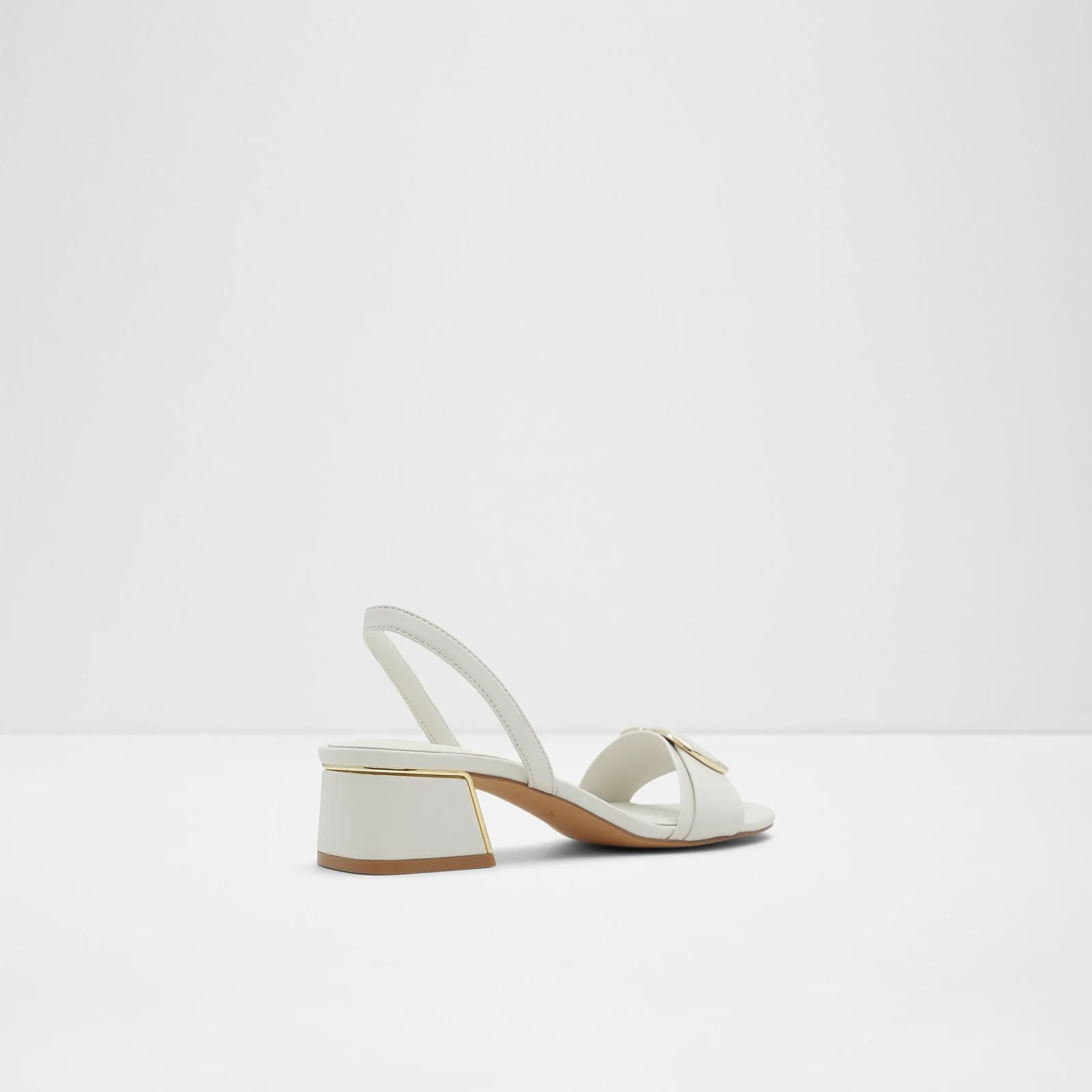 Lucilda - Image 3
