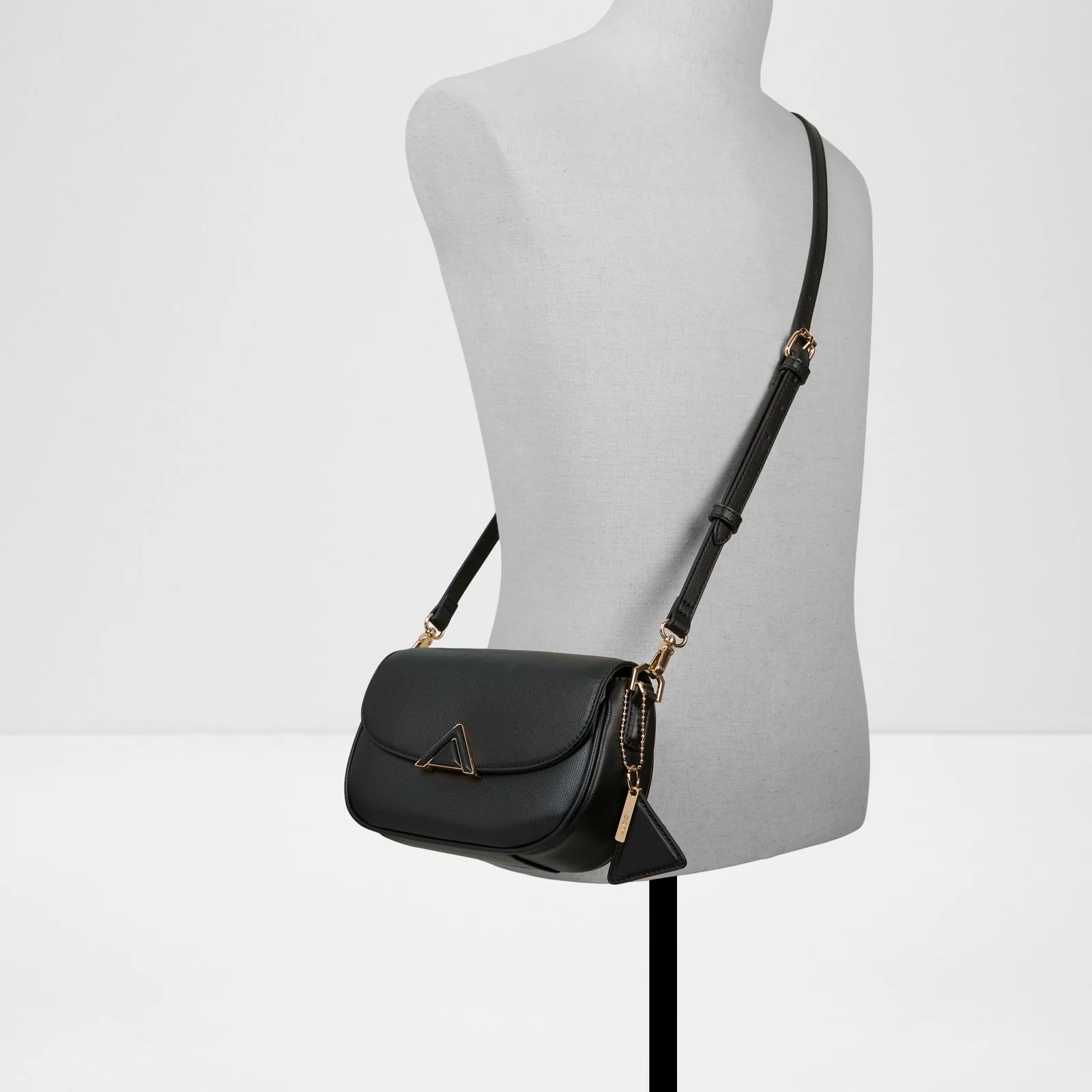 Luxeshoulder - Image 5