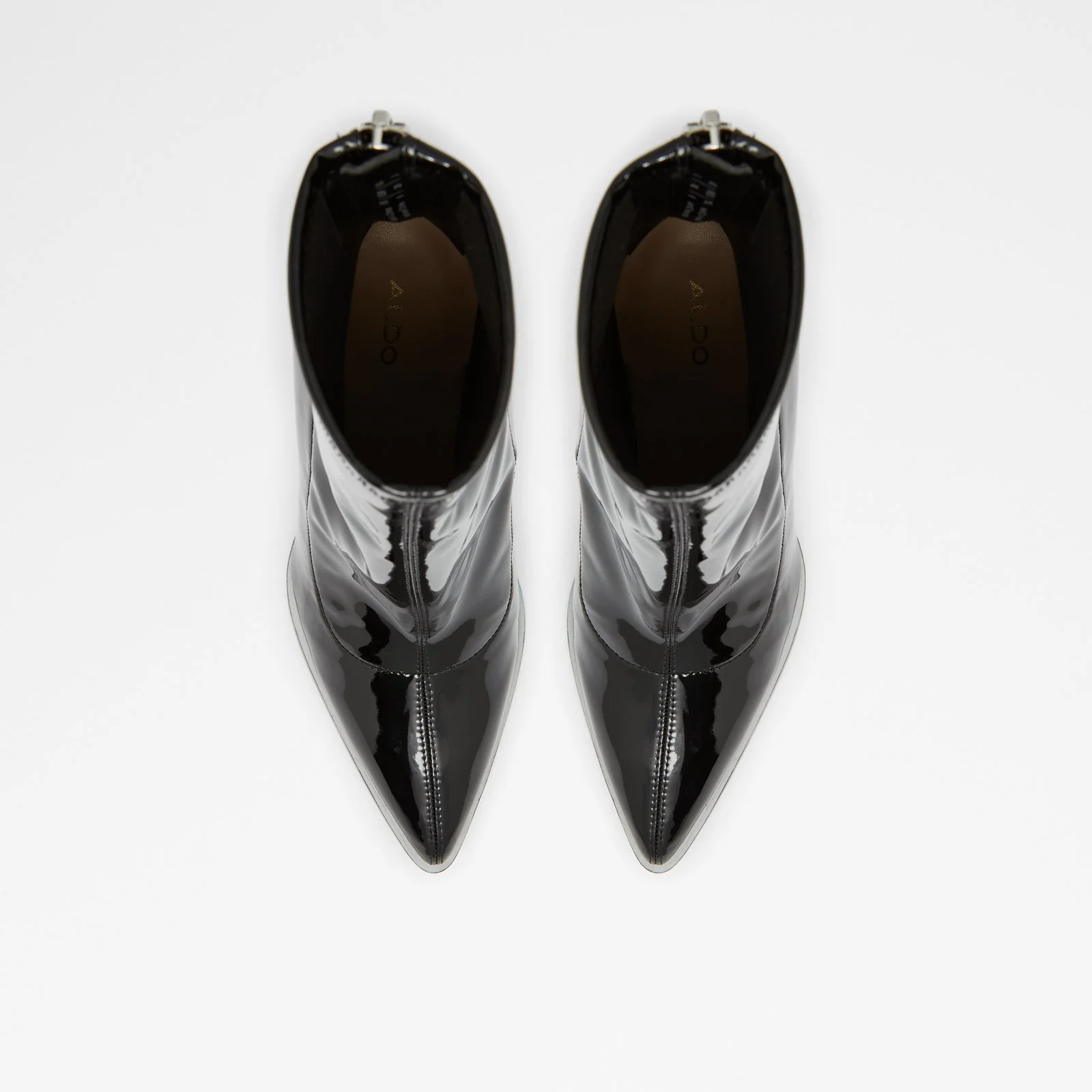 Naomy - Image 7