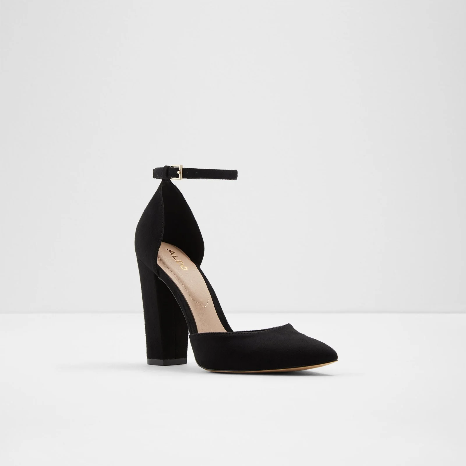 Nicholes - Image 5