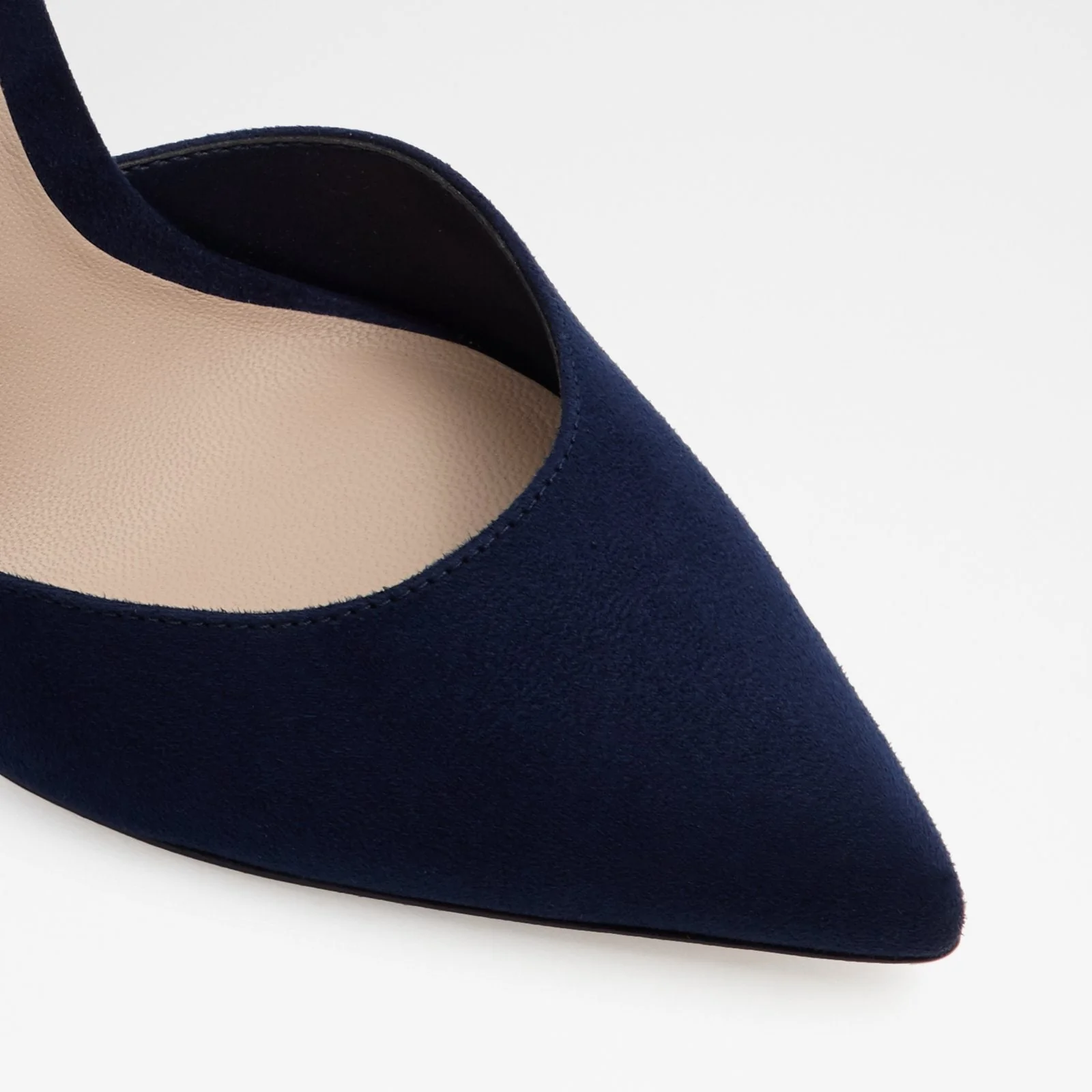 Nicholes - Image 6