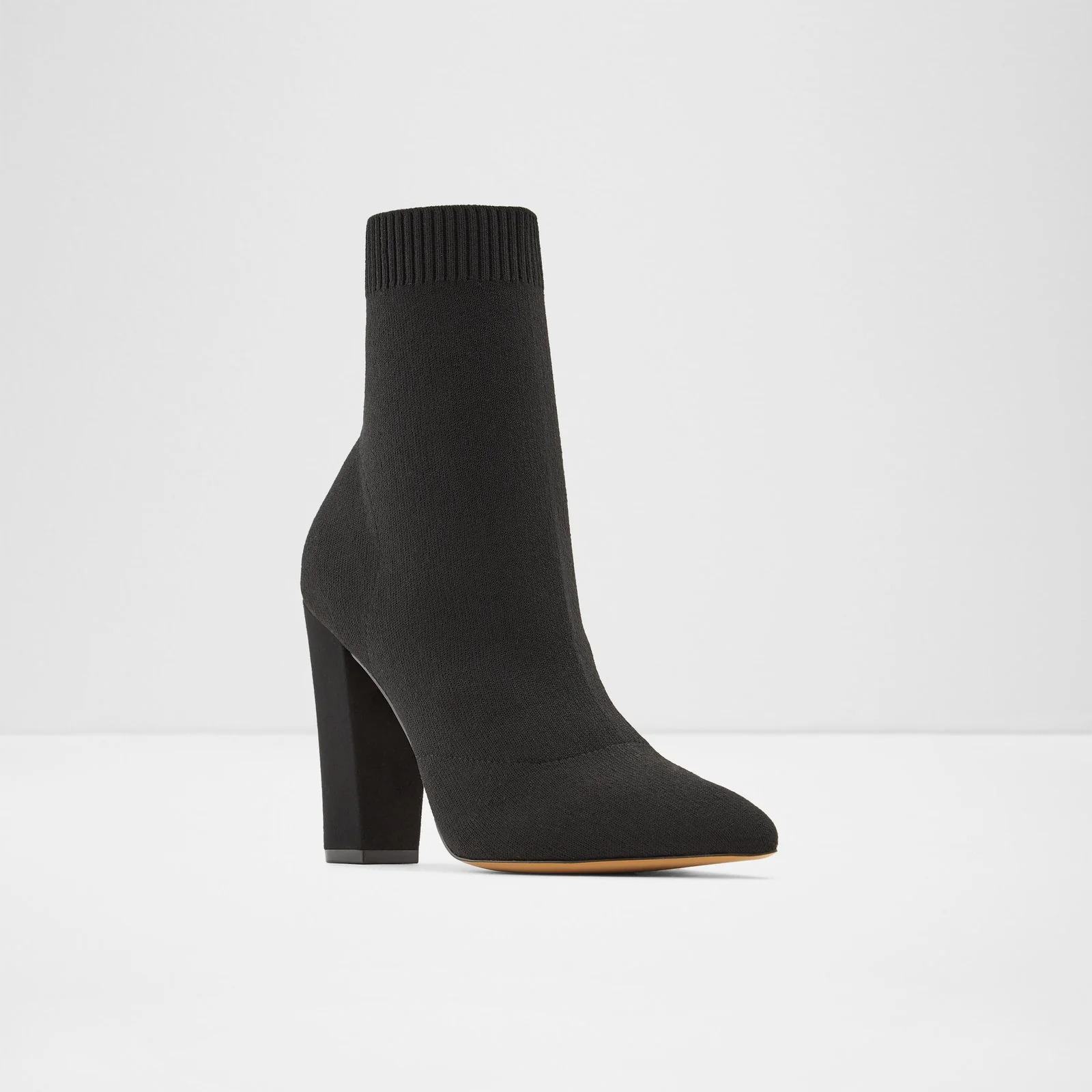 Nicholetta - Image 5