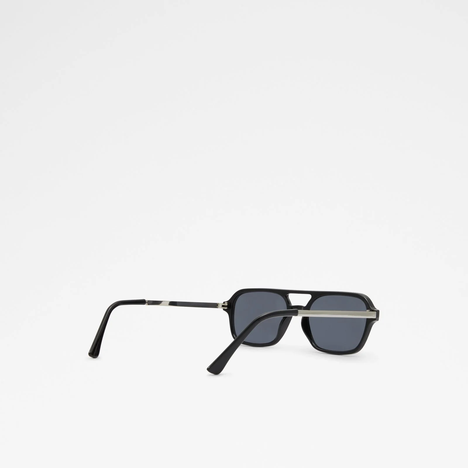 Offred - Image 4