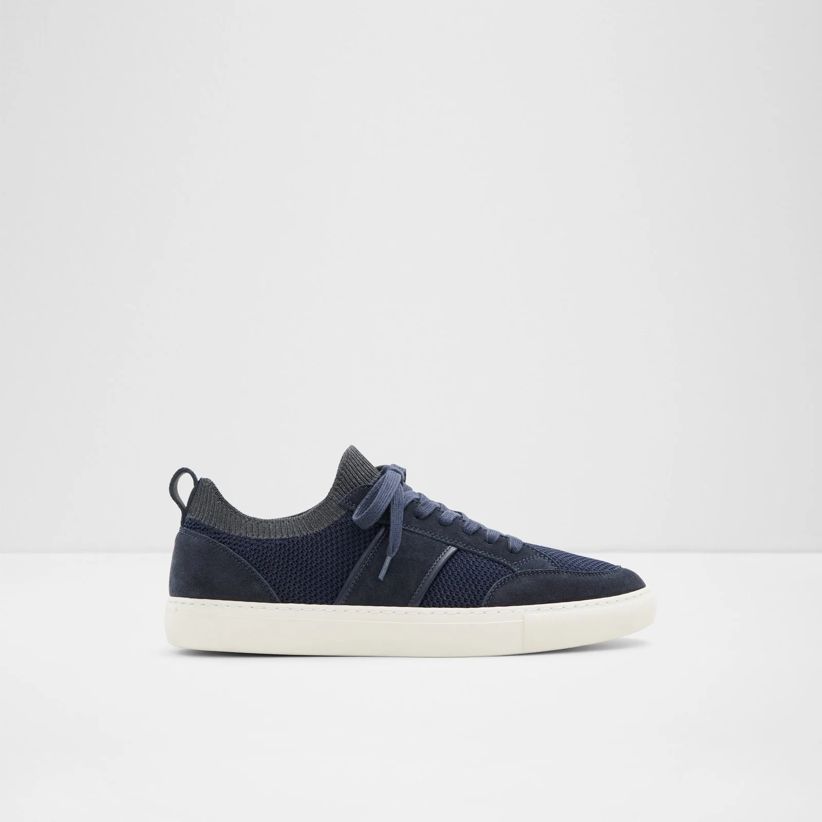 Owens - Image 2