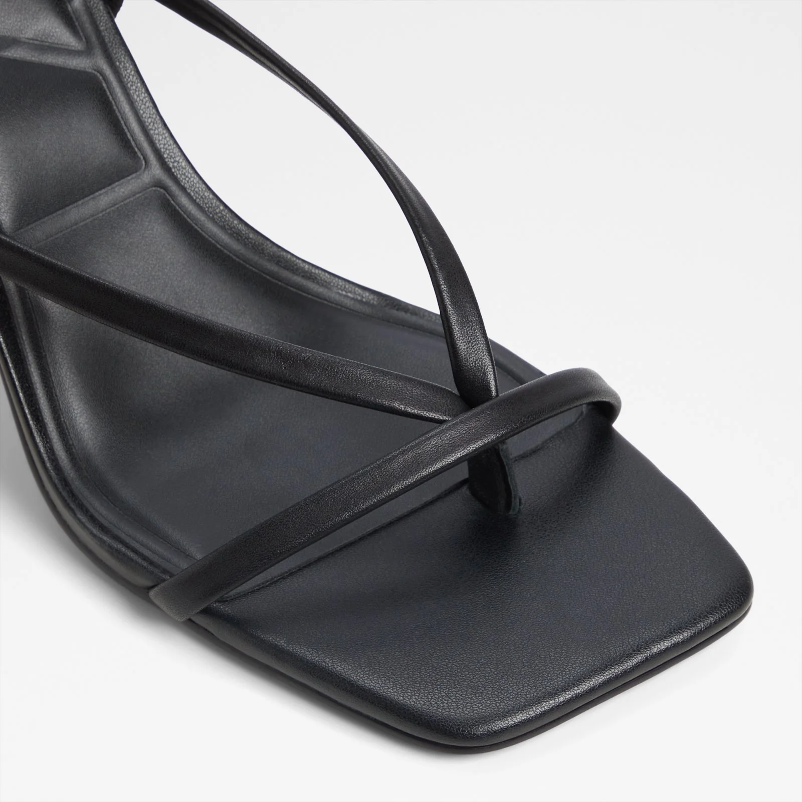 Riva - Image 6