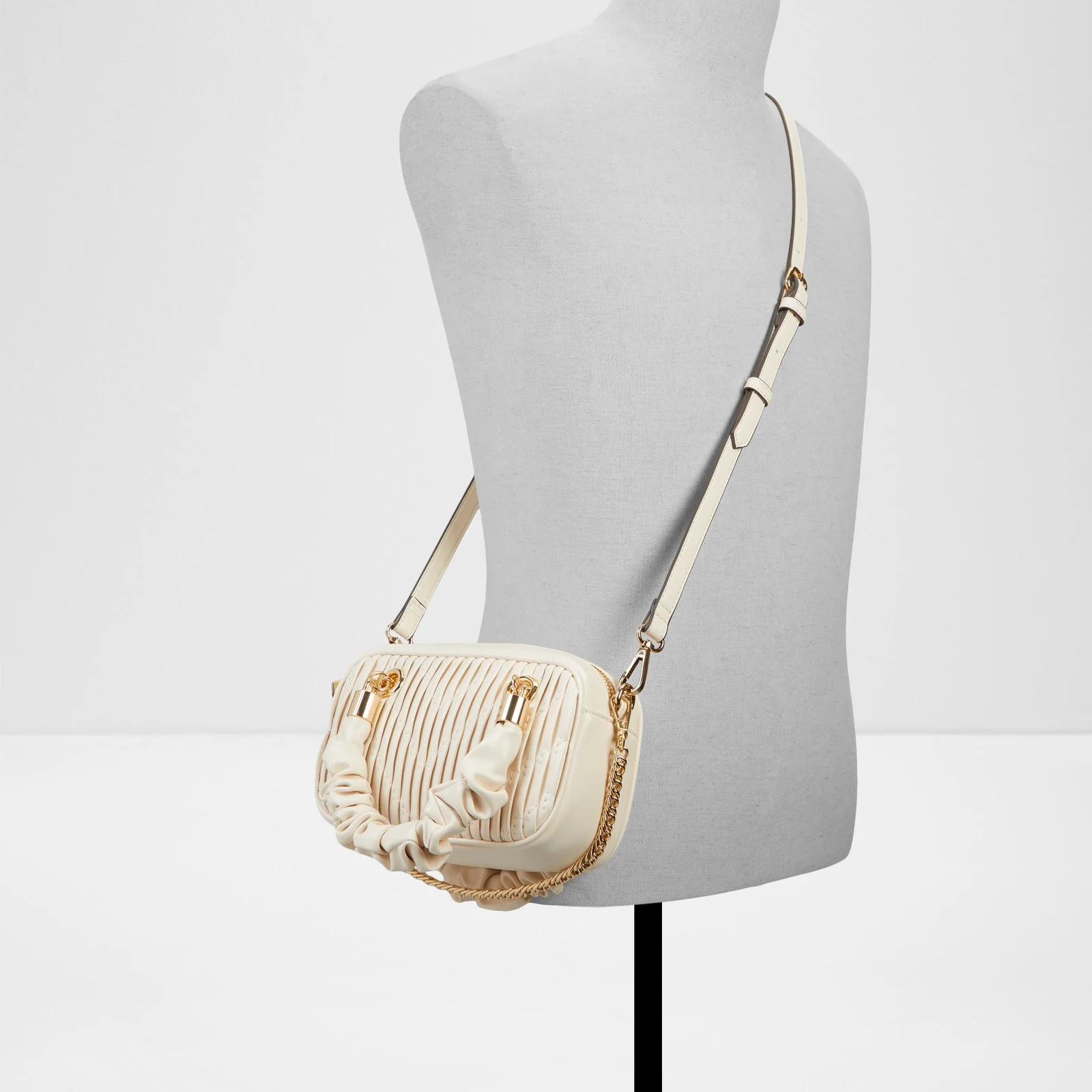 Safira - Image 5