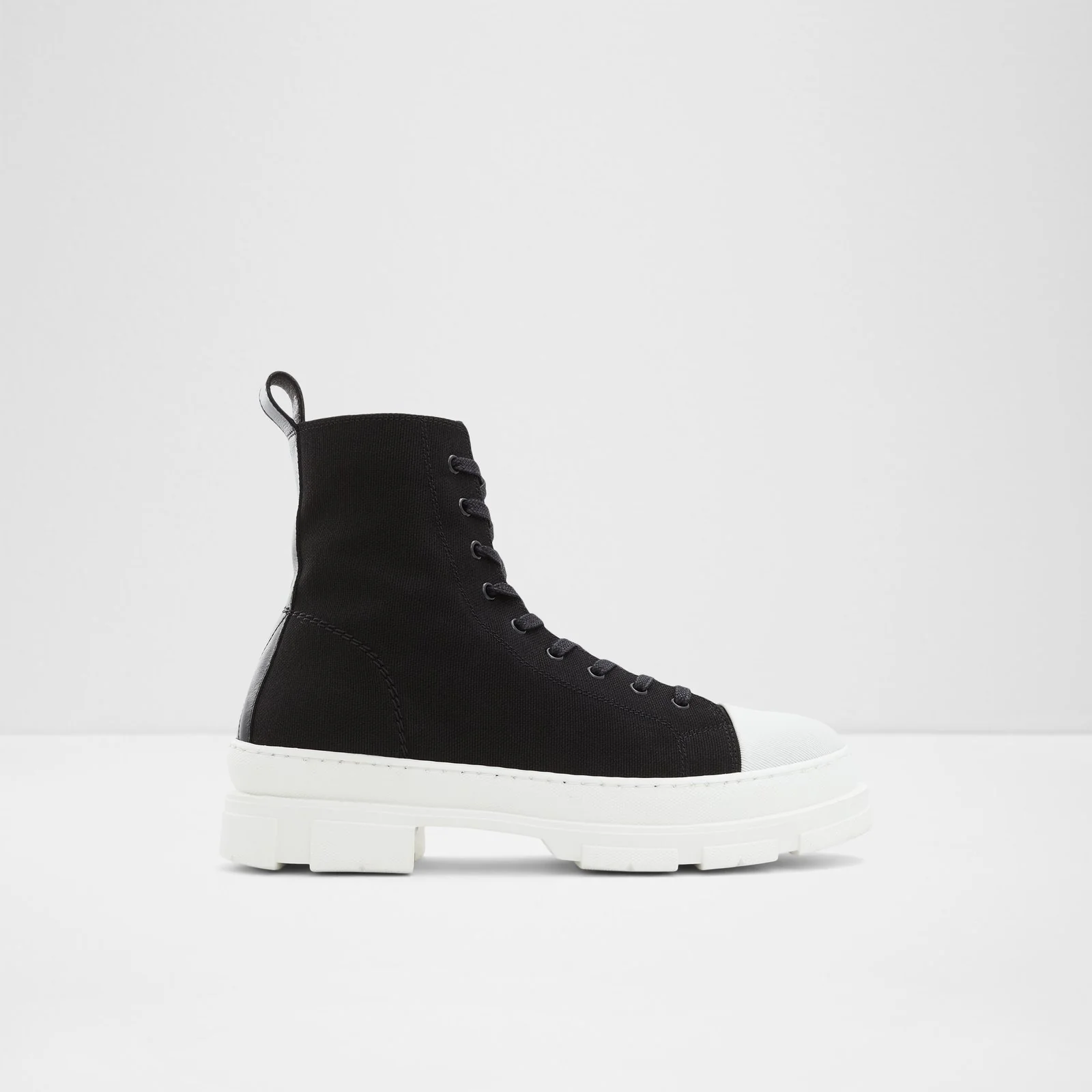 clubb - Image 2