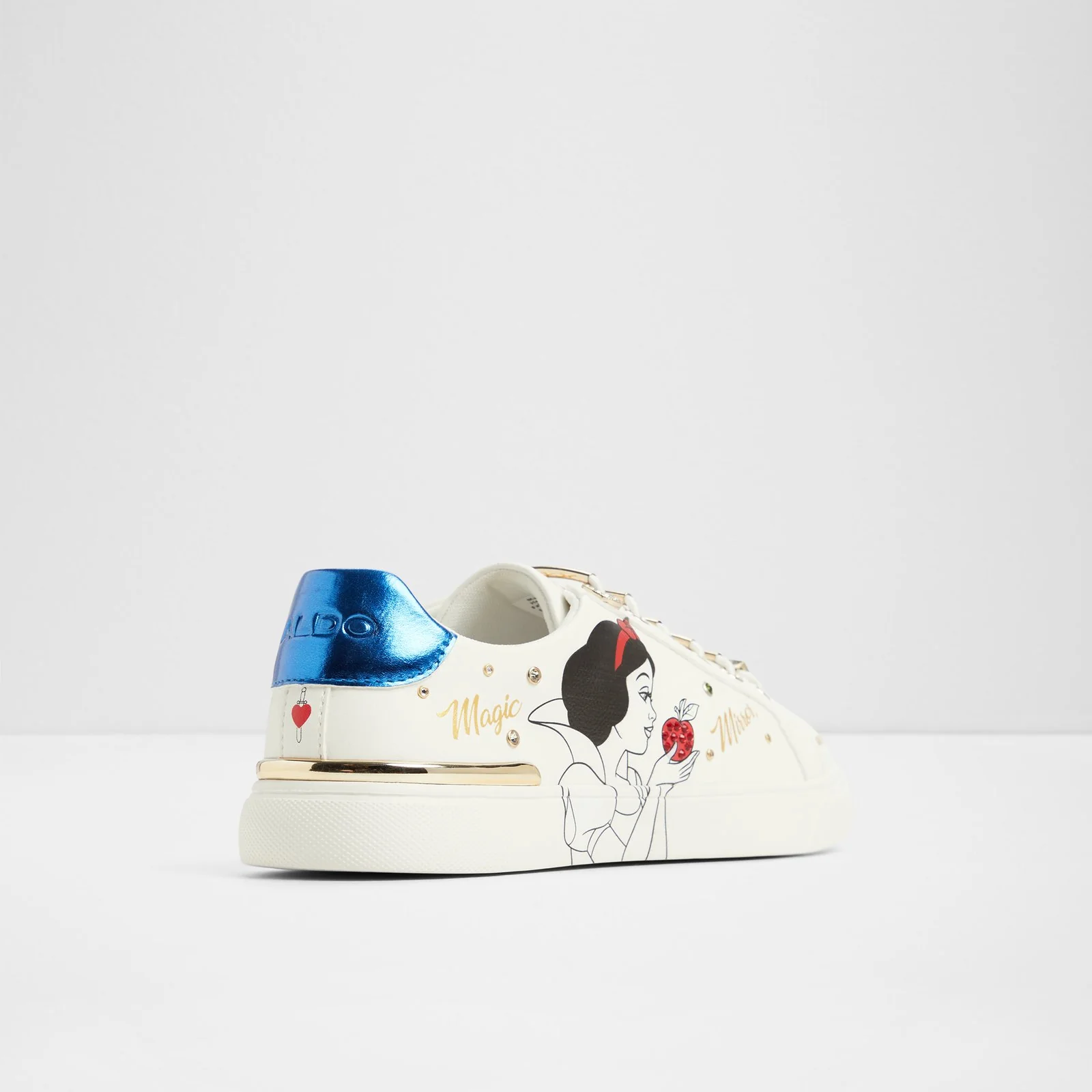 Snowwhitekicks - Image 3