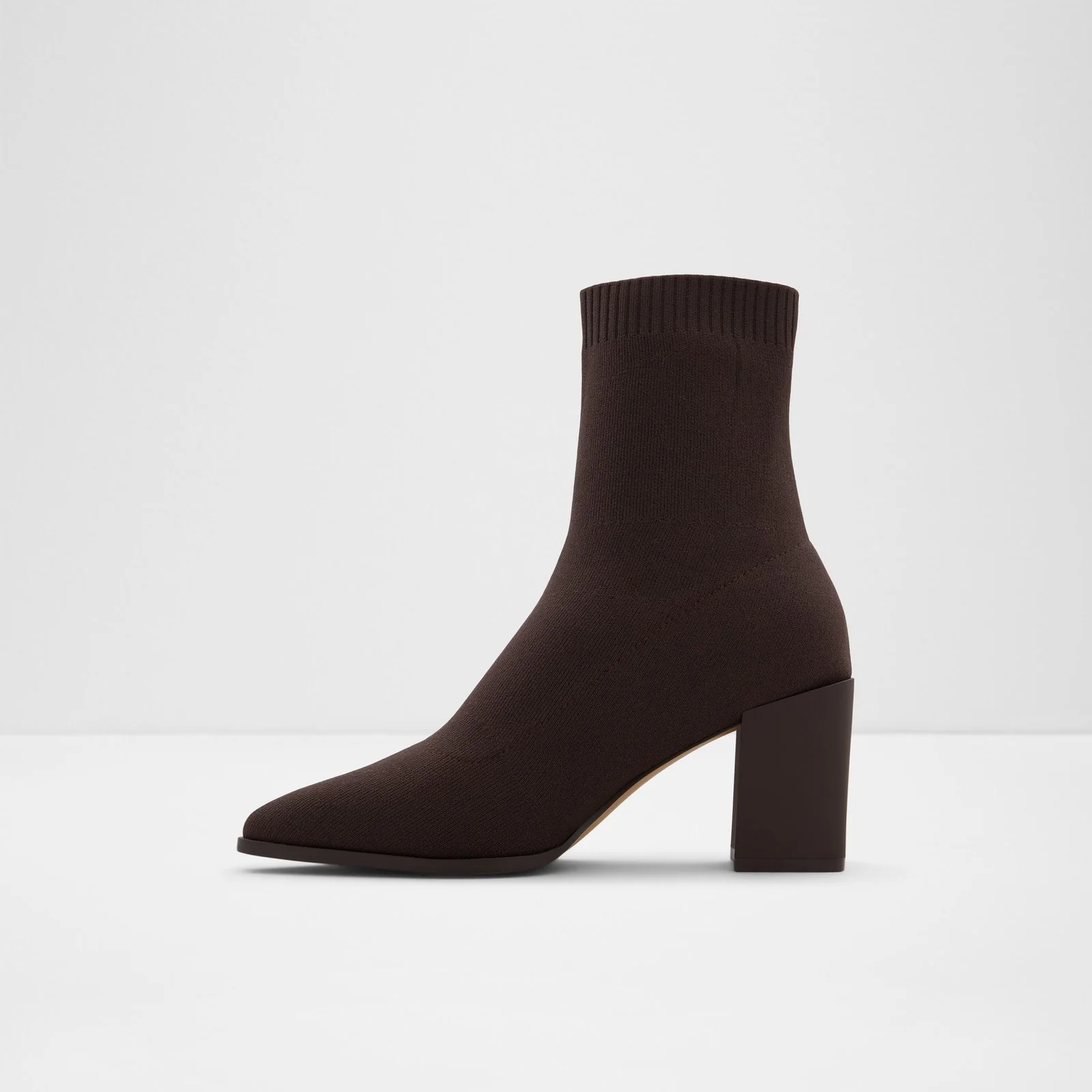Stassy - Image 4