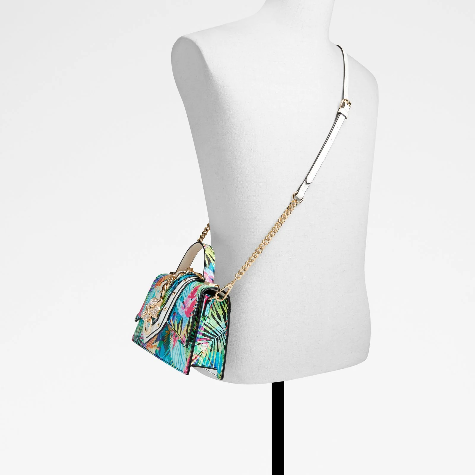Theana - Image 5
