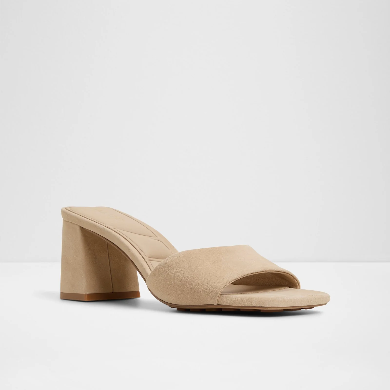 Tisha - Image 5