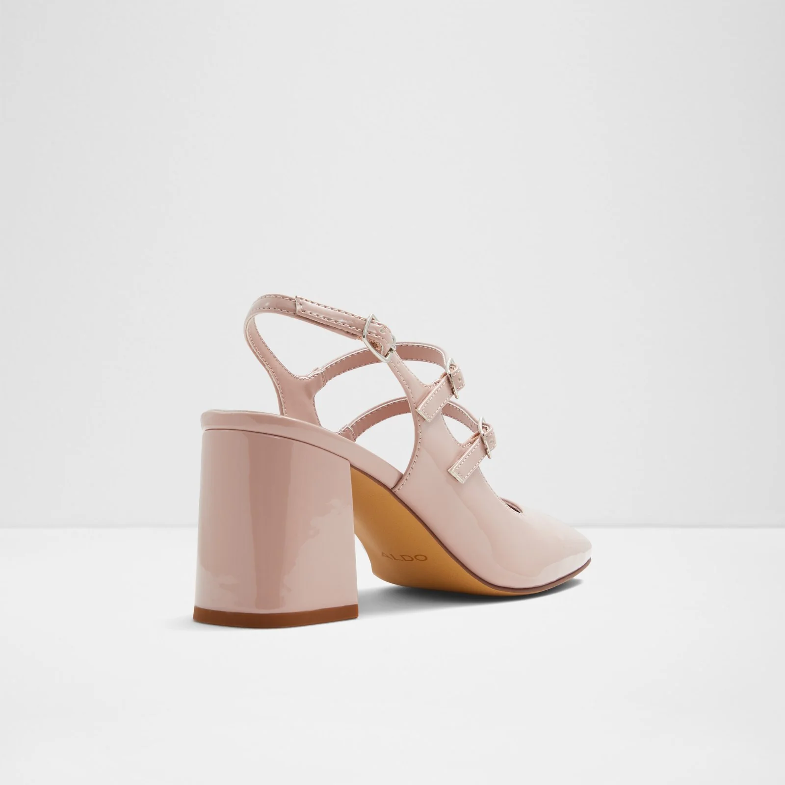 Vivianne - Image 3