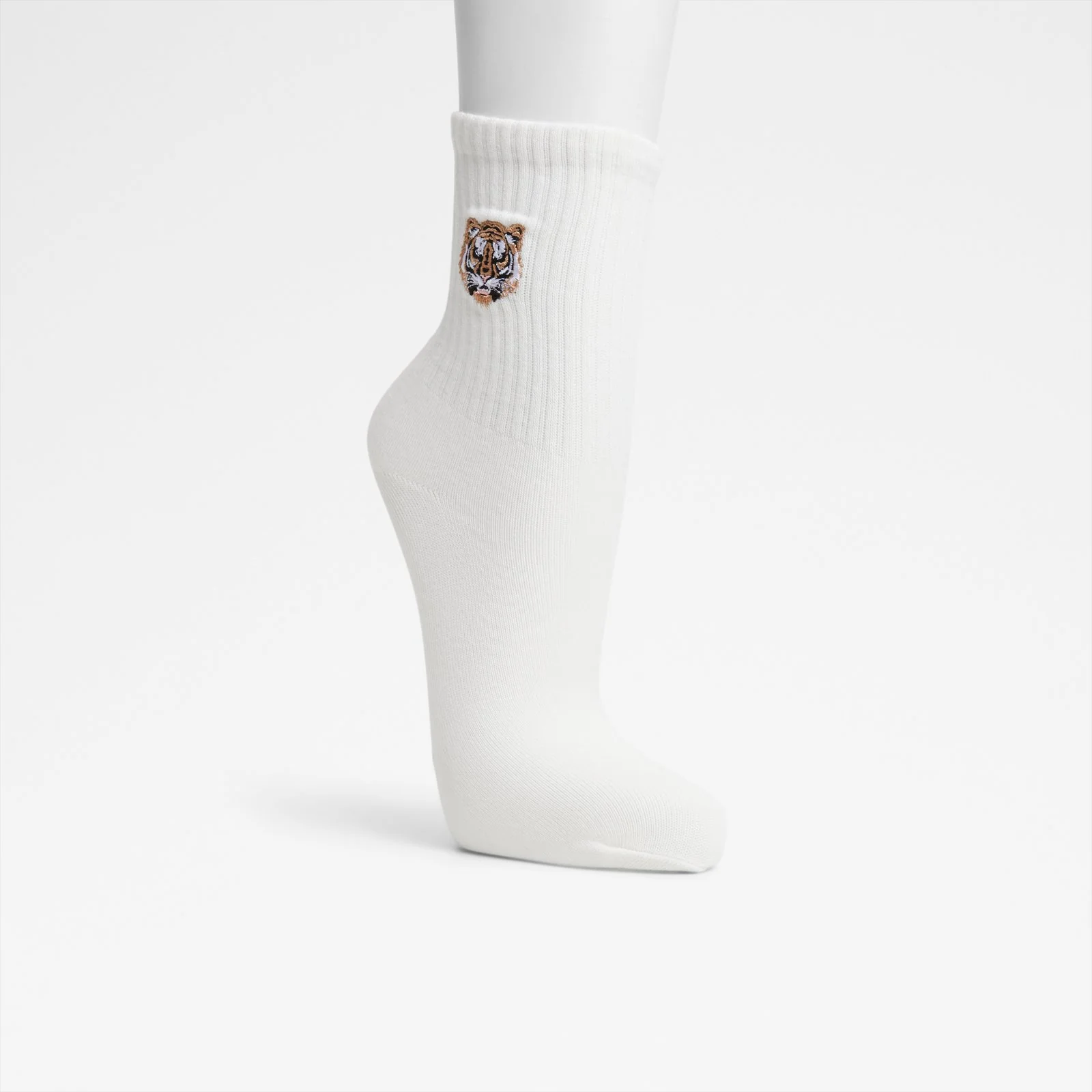 Wildpaws - Image 3